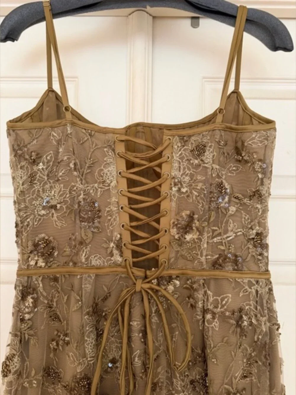 House Of CB Elegant Gold Floral Embroidered Gown. - Picture 7 of 15